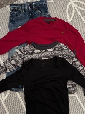 Bundle 4T boy jeans sweater warm winter lot Gap bear